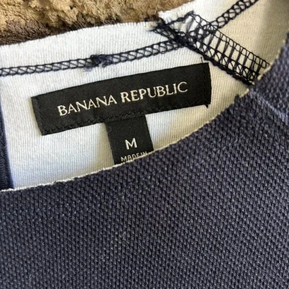 Banana Republic Navy Blue Boxy Cropped Short Cap Sleeve Raw Edge Top - Picture 4 of 6